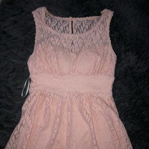 Lace , lined , adorable spring ready pink dress